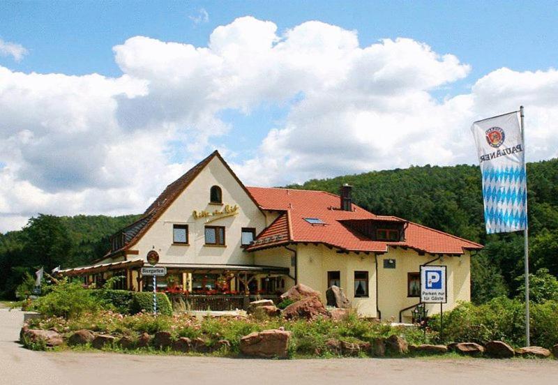 Landgasthaus Am Frauenstein Hotel Hinterweidenthal Bagian luar foto
